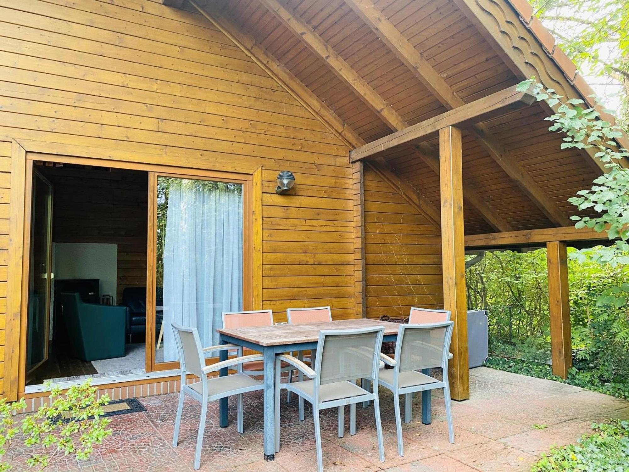 Ferienhaus Svenja, Wiefelstede-Lehe المظهر الخارجي الصورة